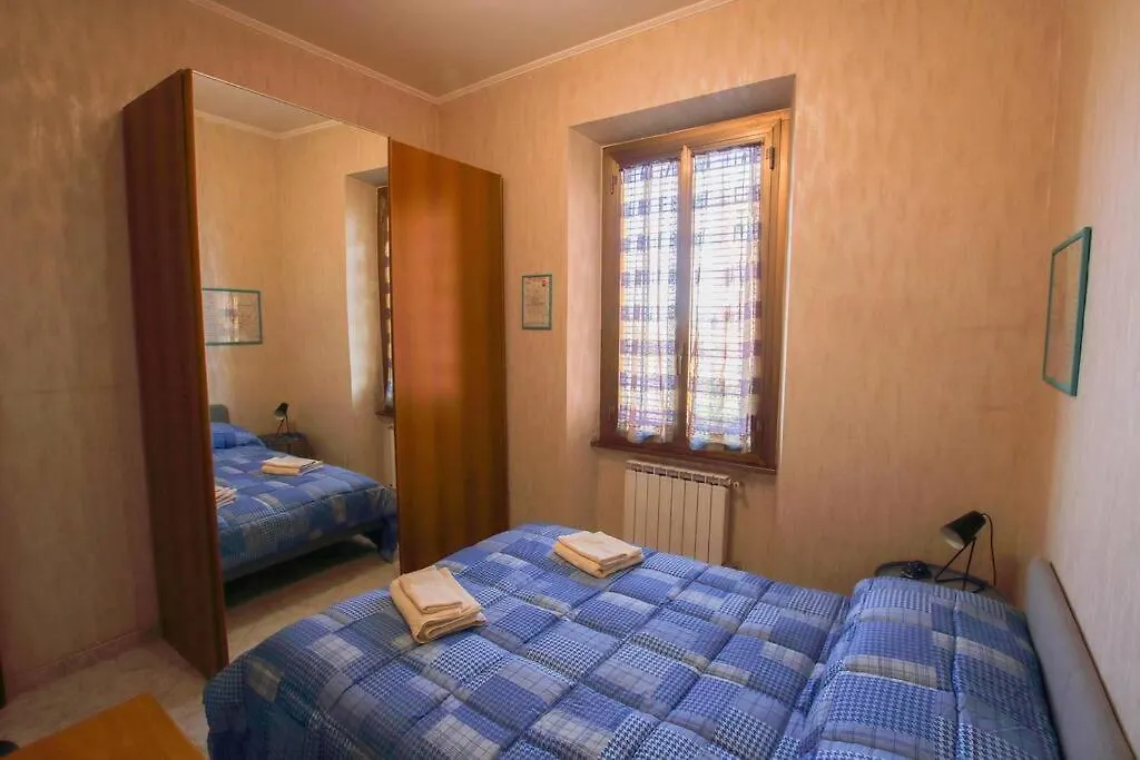 The Subway Apartment / Entire Apartment Rome