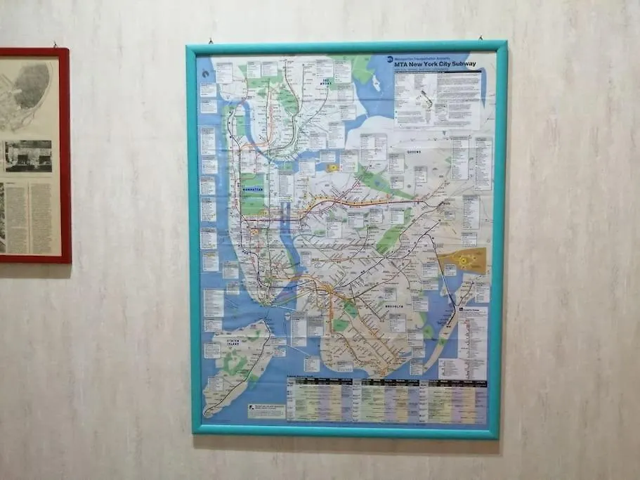 The Subway Apartment / Entire Apartment Rome